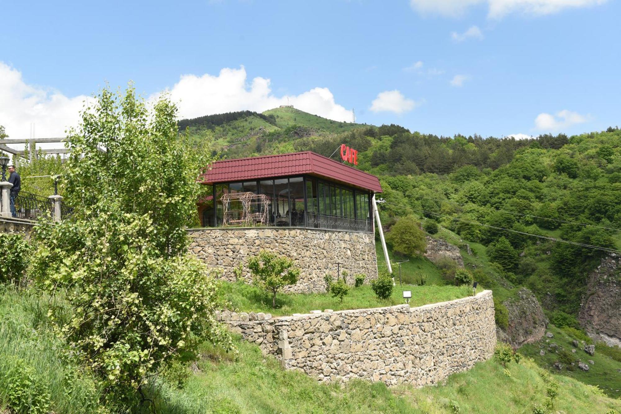 Khoreayi Dzor Goris Buitenkant foto