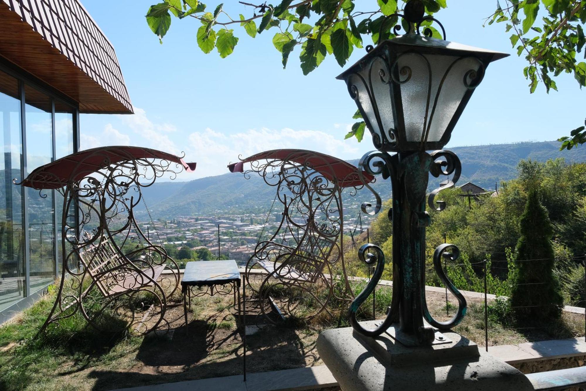 Khoreayi Dzor Goris Buitenkant foto